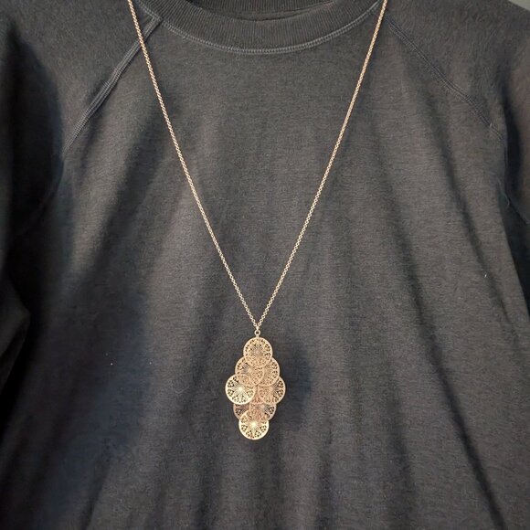 Towne & Reese Annie Pendant for Stitch Fix Necklace Gold - Picture 1 of 7